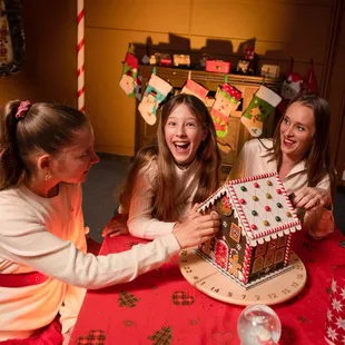 Gingerbread Cottage Escape Game