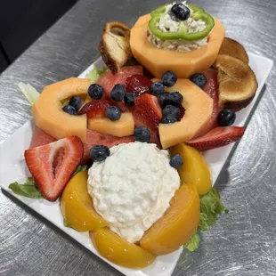 Fresh fruit plate