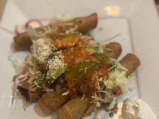 La Parrilla Mexican Restaurant & Bar