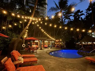 Bamboo Waikiki Hotel