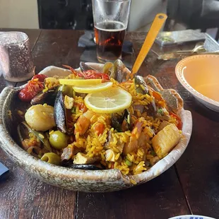 Paella valenciana