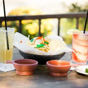 mexican food and drinks