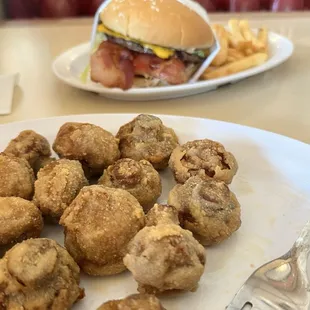 Fried mushrooms &amp; the bacon avocado burger