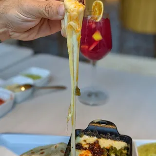 Queso Fundito Flameado