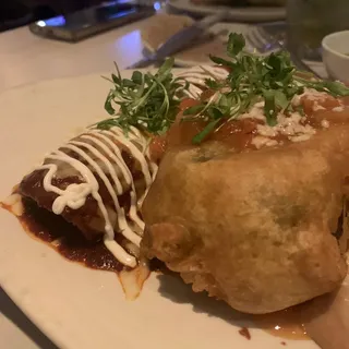 Enchilada y Chile Relleno