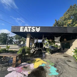 the outside of the eatery