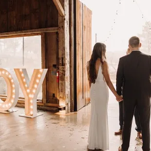the last-minute inside ceremony which was still so special and perfect