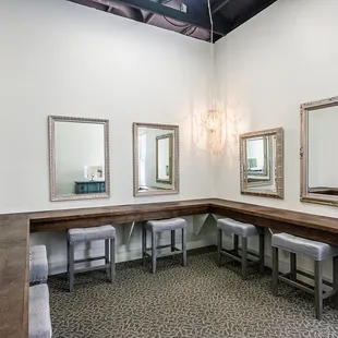 Bridal Suite Makeup Room 2