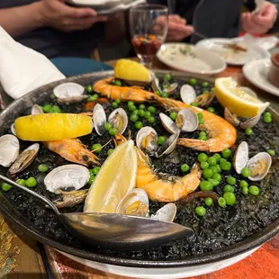 Squid ink paella
