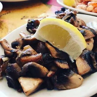 Champinones al Ajillo