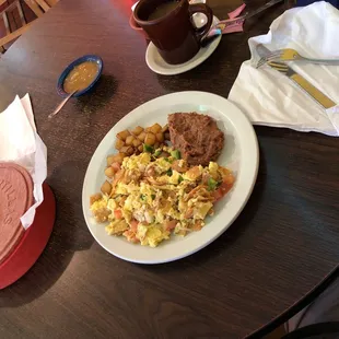 Migas con huevo a la mexicana