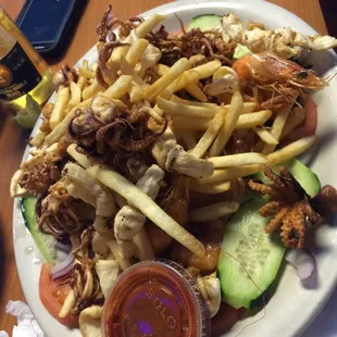 Mariscada: basically deep fried seafood (octopus, calamari, and shrimp) with fries. Delicious if you like fried and crunchy.