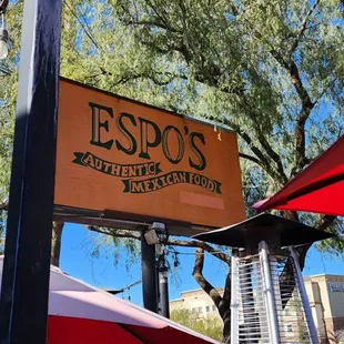 a sign for espos mexican restaurant