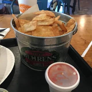 Flour Chips and Salsa