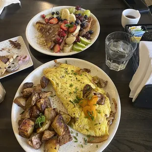 French toast and omelette