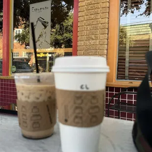 Café con Leche  Drinks Drinks