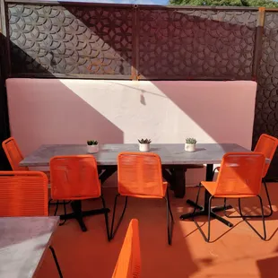 an outdoor dining area