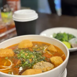Bun Rieu (Noodle, Crab Paste, Pork Blood, Tofu)