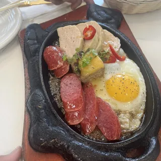Trung OP La Lap Xuong Gio Lua Pate (Egg, Sausage, Pork Roll, Pt)