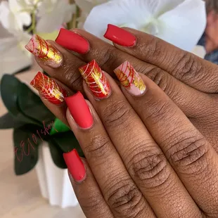 Short full set with gel polish