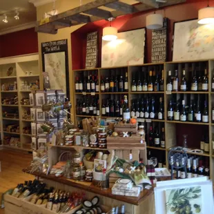 Essence On Main interior