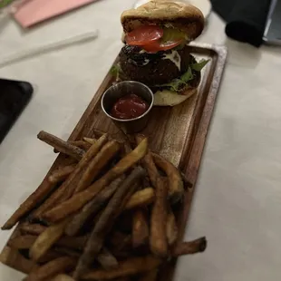 Falafel burger
