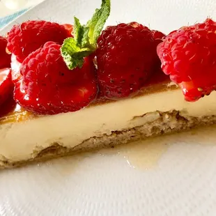 Passion fruit cheesecake