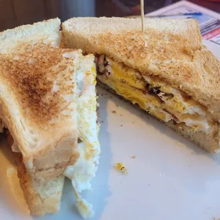 bacon and egg sandwich