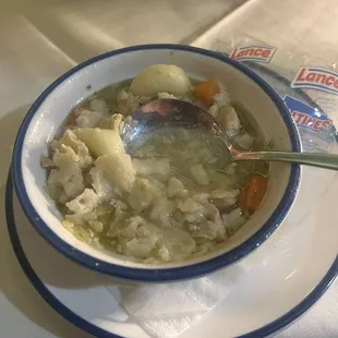 Cheesy chicken tortelini soup