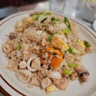 Arroz chaufa con mariscos