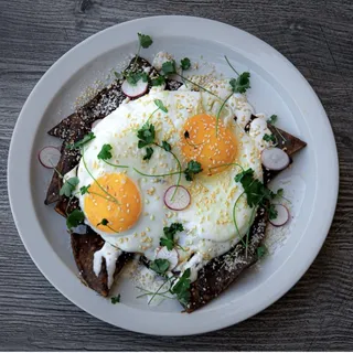 Chilaquiles de Mole