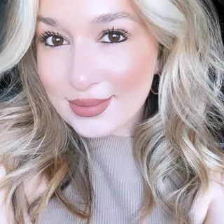 Gabrielle D.