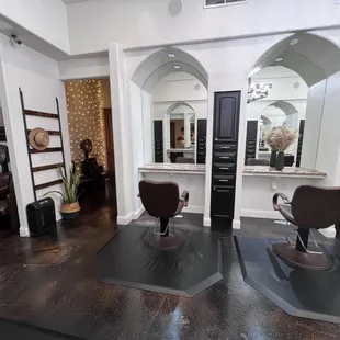 Salon
