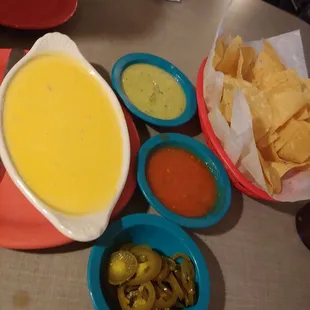 food, nachos