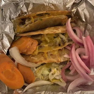 8/3/23 (thu): Asada Hard Shell Tacos. So gooood!!