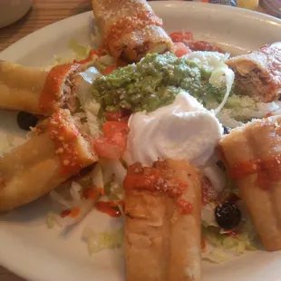 Taquitos Deluxe with chicken