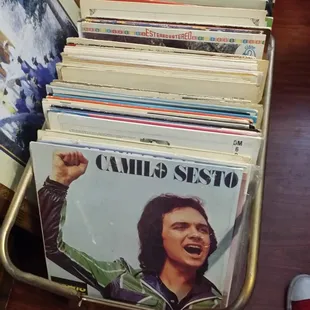 Lots of LPs to select from! A lot of music in Spanish