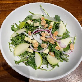 Pear and Arugula salad