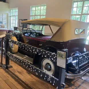 Didn't need no welfare state. Everybody pulled his weight. Gee our old La Salle ran great. Those were the days.