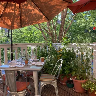 Estevan - summer dining on the patio.