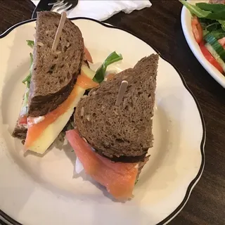 Smoked Salmon Sandwich
