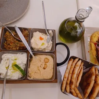 Plaka Mezze Spreads