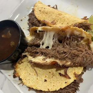Quesabirra Tacos