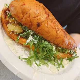 a sandwich on a plate