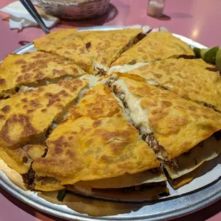 Birria pizza