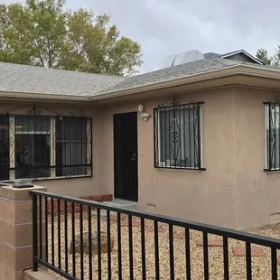 Professional seamless rain gutters