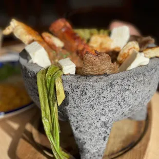 Estrada&apos;s Molcajete