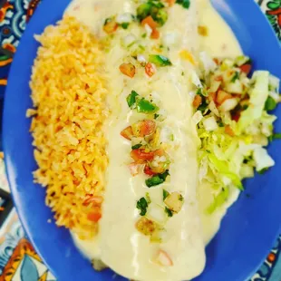 Grilled chicken  Burrito  Smothered in Cheese dip