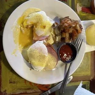 Eggs Benedict - perfectly poached!!!