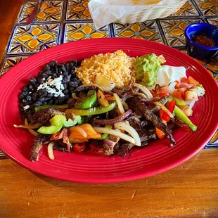 Estrellita Fajitas with Angus Steak